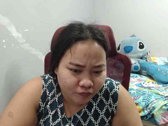BubbleButtPinay webcam