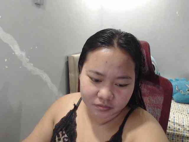 BubbleButtPinay webcam