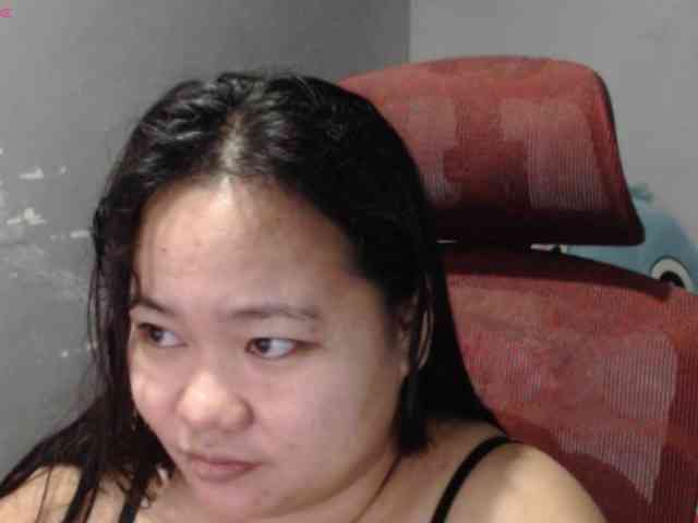 BubbleButtPinay webcam