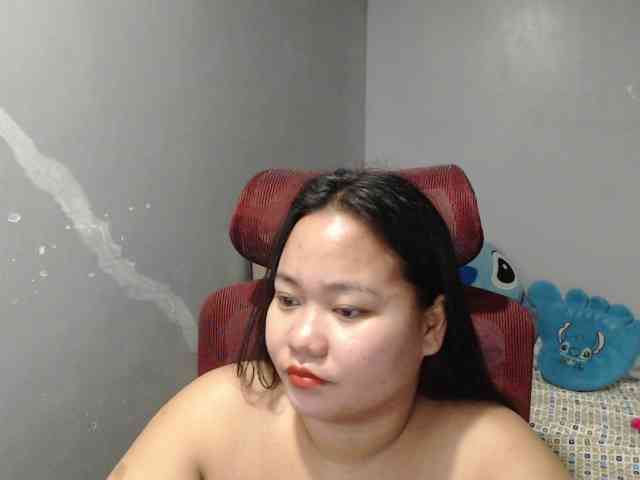 BubbleButtPinay webcam