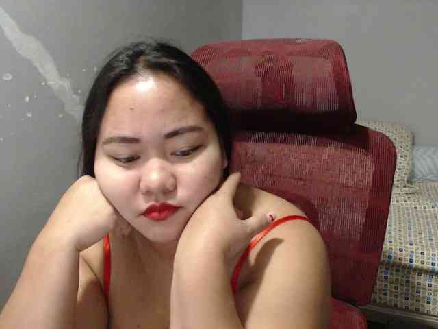 BubbleButtPinay webcam