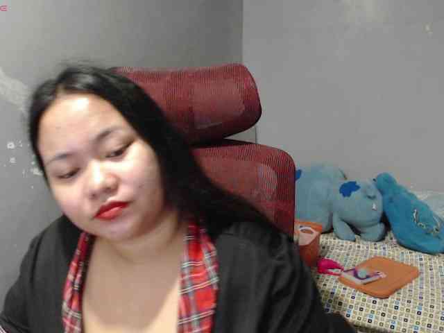 BubbleButtPinay webcam