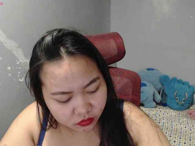 BubbleButtPinay webcam