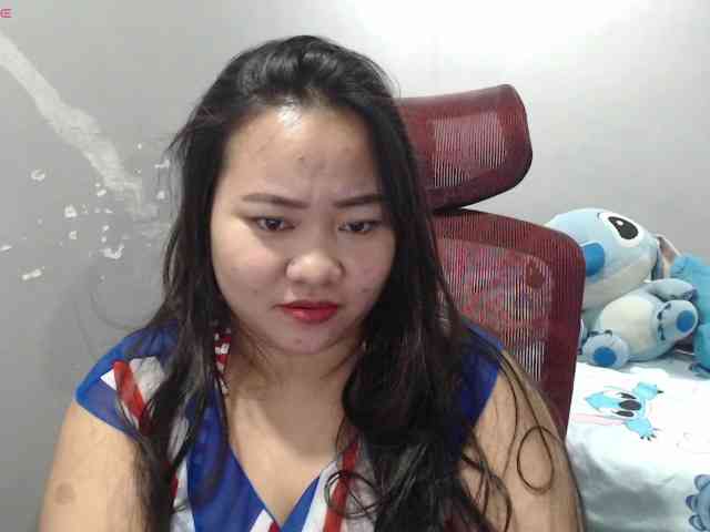 BubbleButtPinay webcam