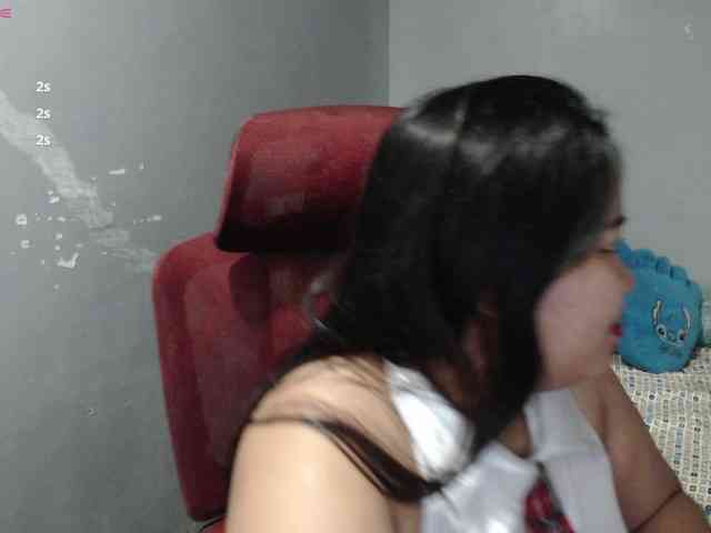 BubbleButtPinay webcam