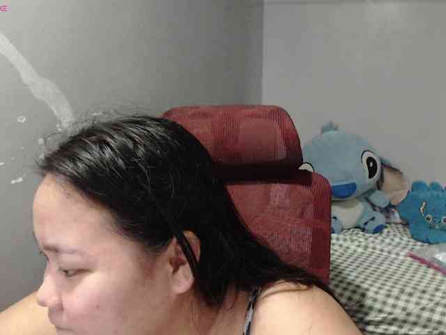 BubbleButtPinay webcam