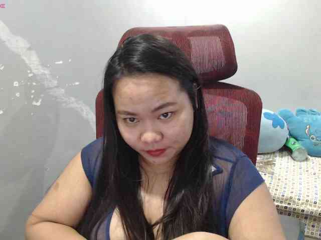 BubbleButtPinay webcam