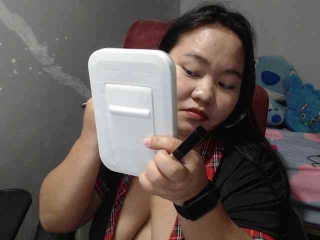 BubbleButtPinay webcam