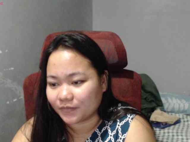 BubbleButtPinay webcam