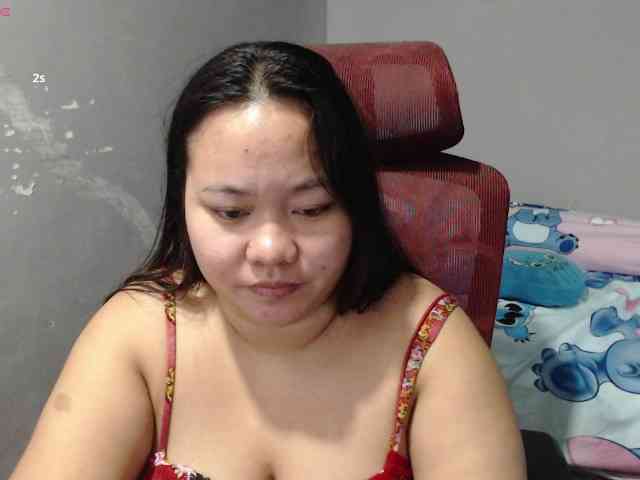 BubbleButtPinay webcam