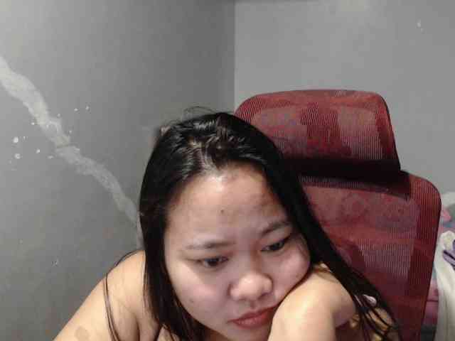BubbleButtPinay webcam