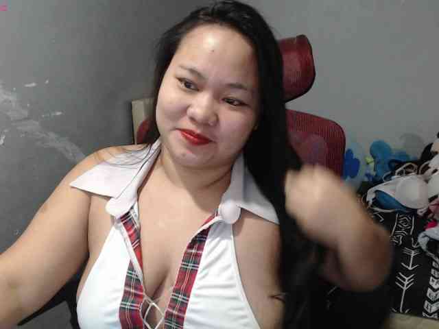 BubbleButtPinay webcam