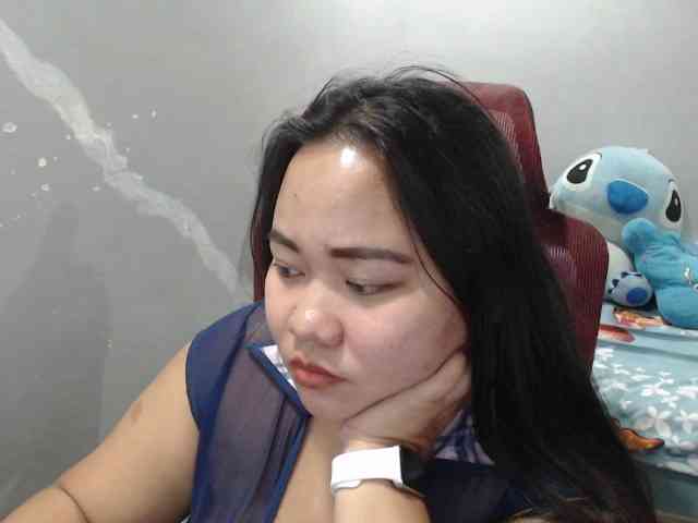 BubbleButtPinay webcam