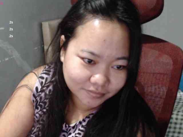 BubbleButtPinay webcam