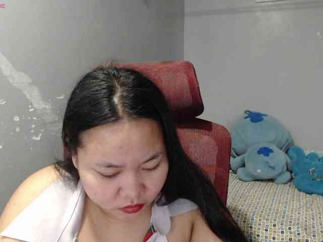 BubbleButtPinay webcam