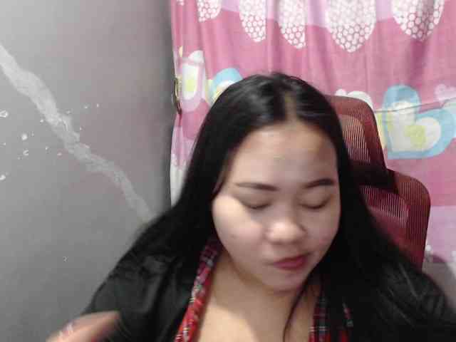 BubbleButtPinay webcam