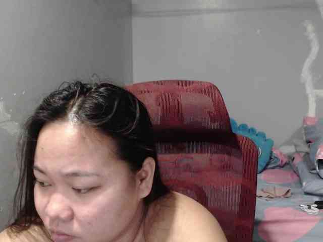 BubbleButtPinay webcam