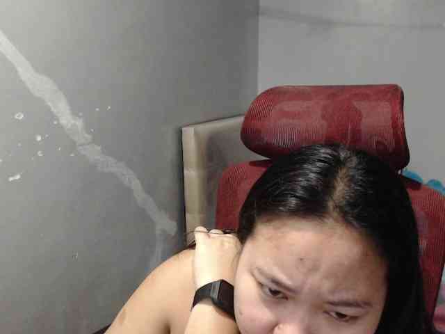 BubbleButtPinay webcam