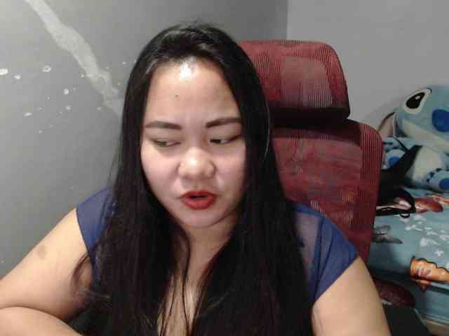 BubbleButtPinay webcam
