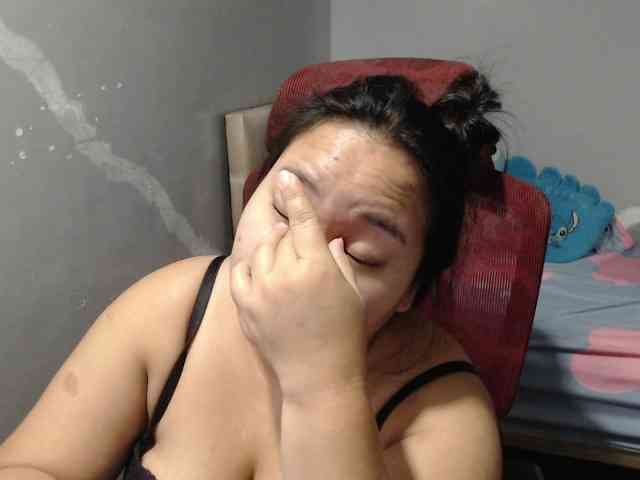 BubbleButtPinay webcam