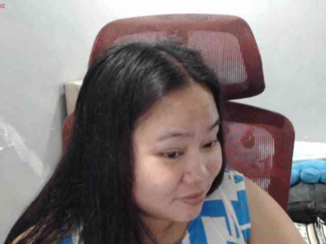 BubbleButtPinay webcam
