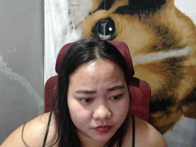 BubbleButtPinay webcam