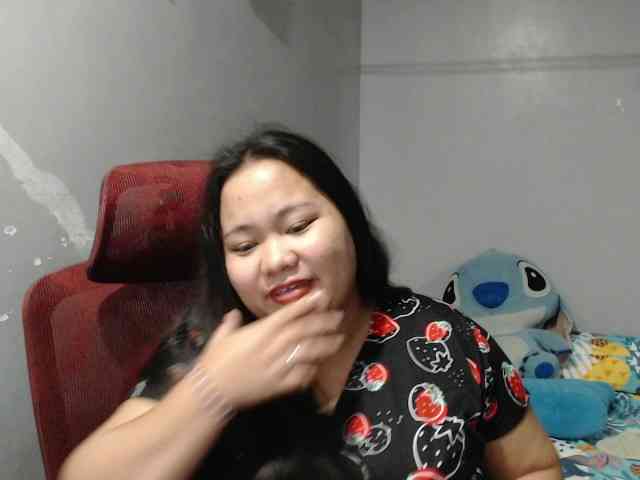 BubbleButtPinay webcam