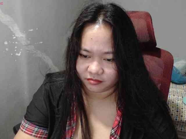BubbleButtPinay webcam