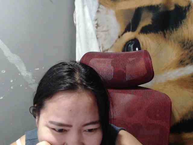 BubbleButtPinay webcam