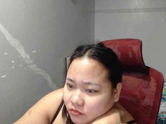 BubbleButtPinay webcam
