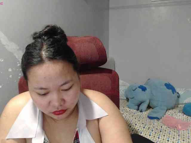 BubbleButtPinay webcam