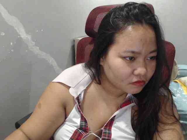 BubbleButtPinay webcam