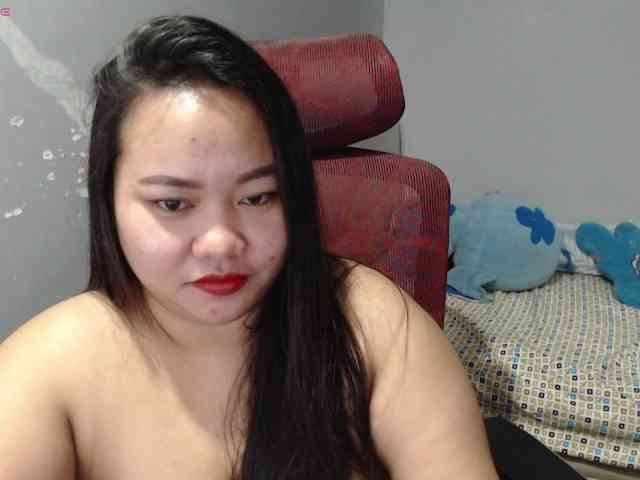 BubbleButtPinay webcam