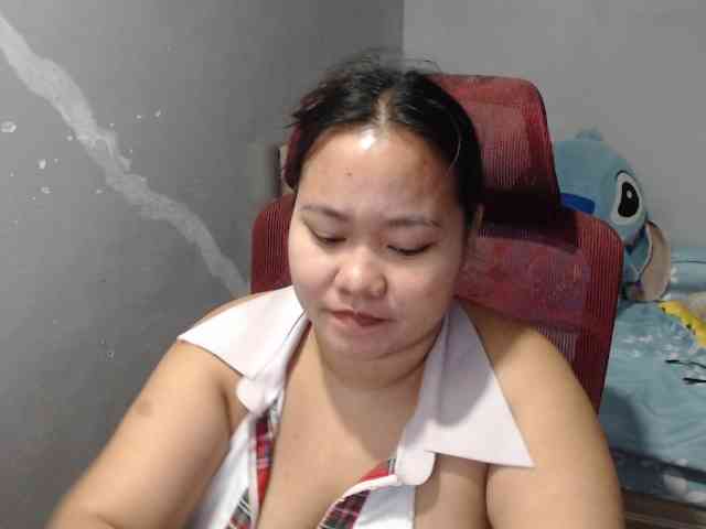 BubbleButtPinay webcam