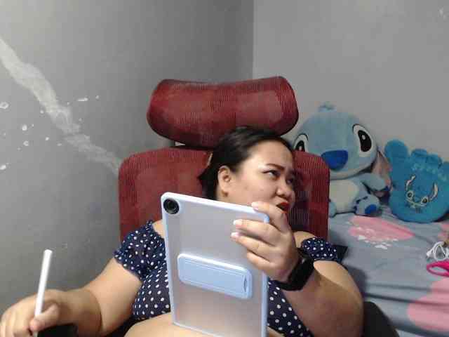 BubbleButtPinay
