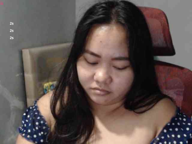 BubbleButtPinay webcam