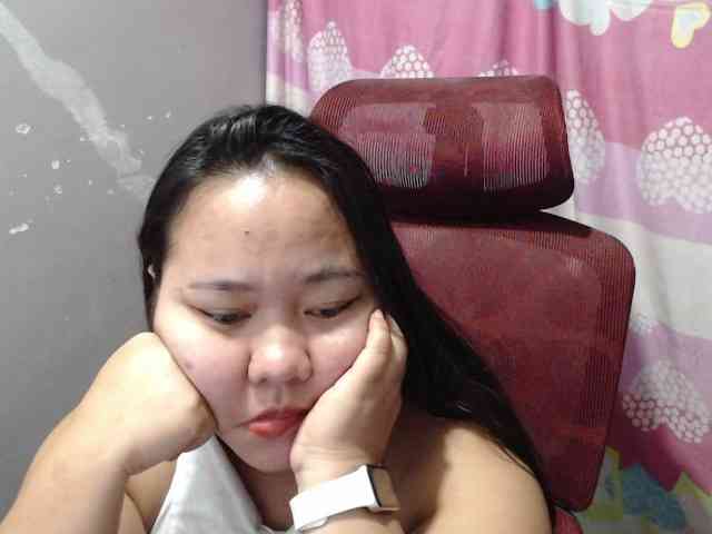 BubbleButtPinay webcam