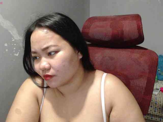 BubbleButtPinay webcam