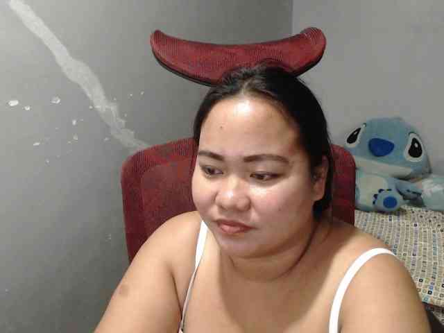 BubbleButtPinay webcam