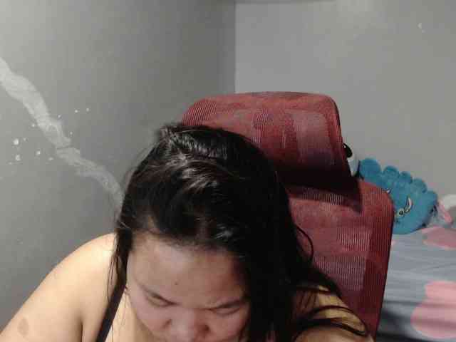 BubbleButtPinay webcam