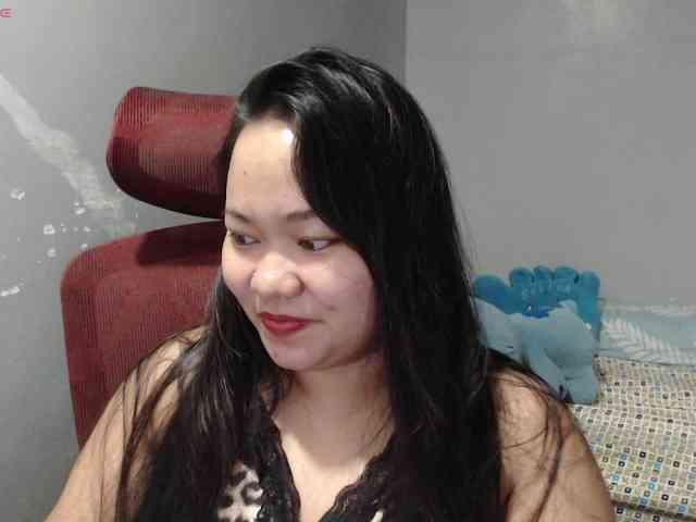BubbleButtPinay webcam