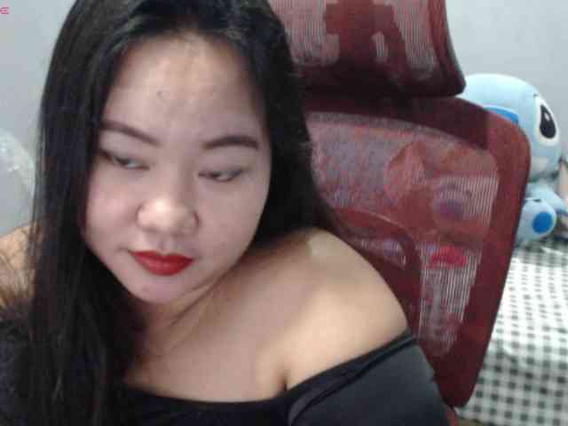 BubbleButtPinay webcam