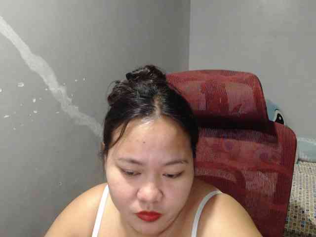 BubbleButtPinay webcam