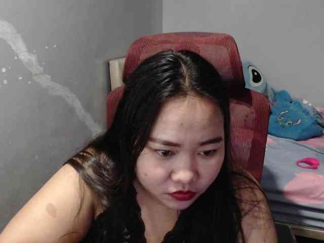 BubbleButtPinay webcam