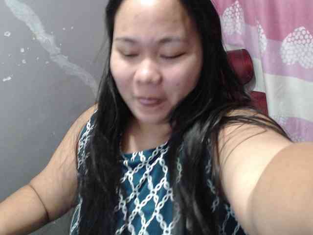 BubbleButtPinay webcam