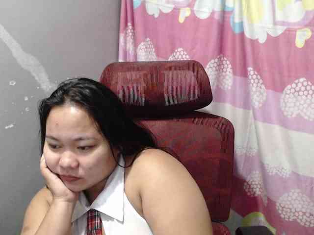 BubbleButtPinay webcam