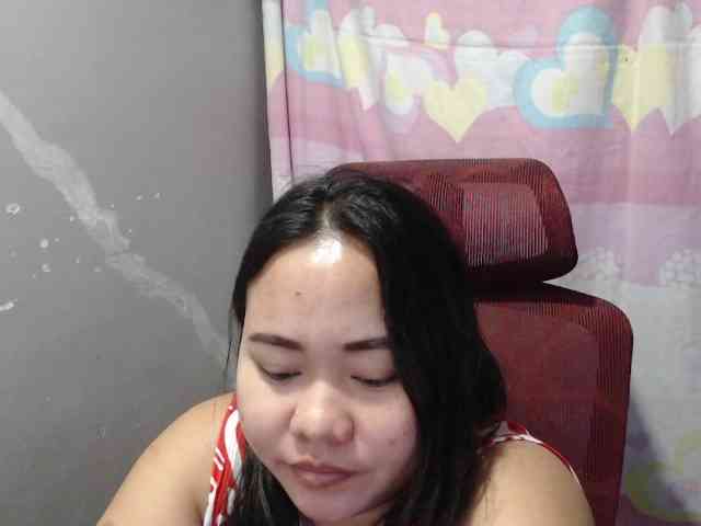 BubbleButtPinay webcam