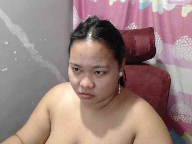 BubbleButtPinay webcam