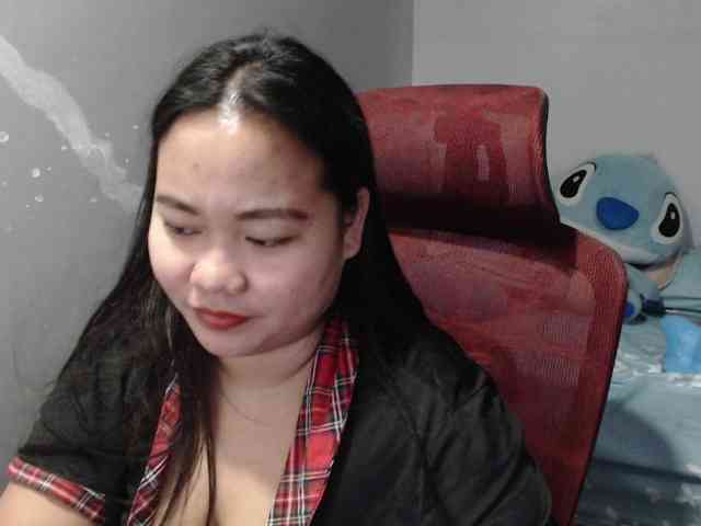 BubbleButtPinay webcam