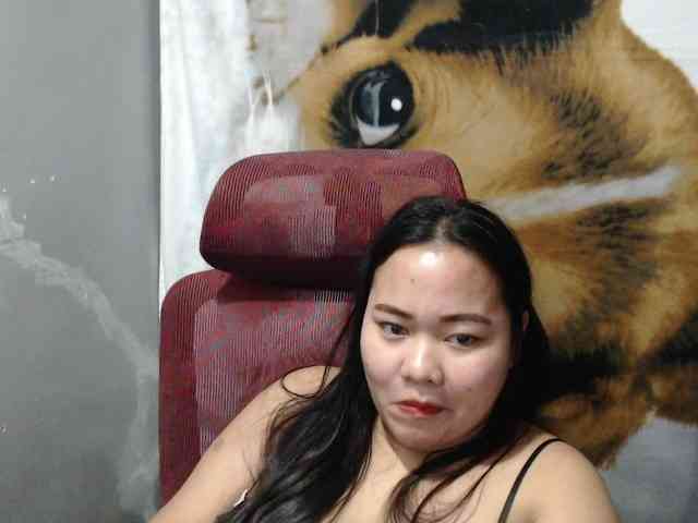 BubbleButtPinay webcam